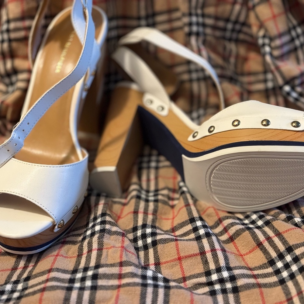 Elegant White Platform Sandals